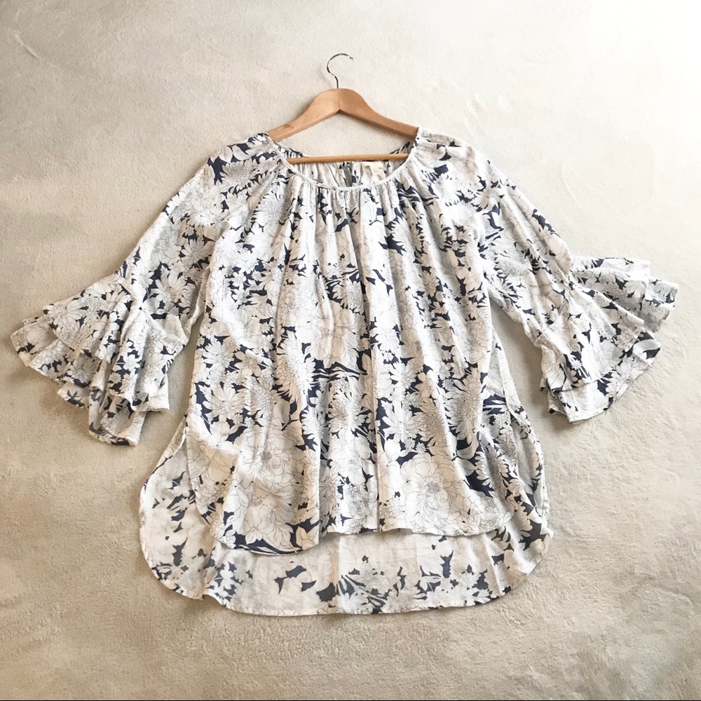 Cupio Top/Blouse Flutter Sleeves Floral, Size L